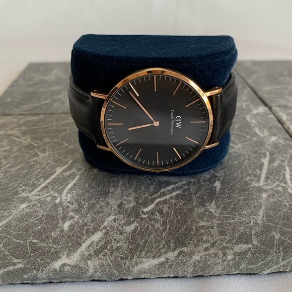 Daniel Wellington Classic Sheffield 40mm Watch - Picture 6 of 6